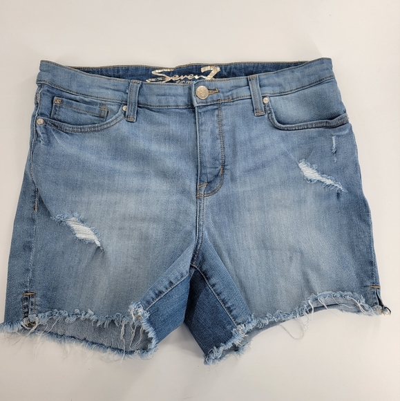 Seven7 Pants - Seven7 Shorts Size 10 The Weekend Mid Rise Frayed Hem